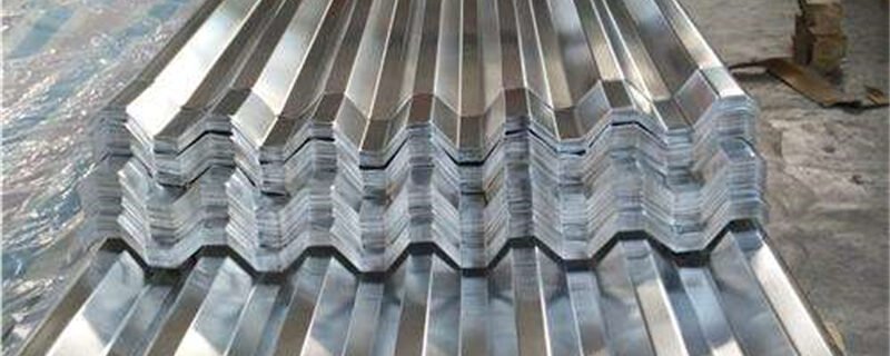 How Much Is a Metal Roof of 1000 Square Feet?